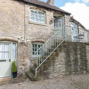 https://in-out-cottage.yorkshirehotels.net